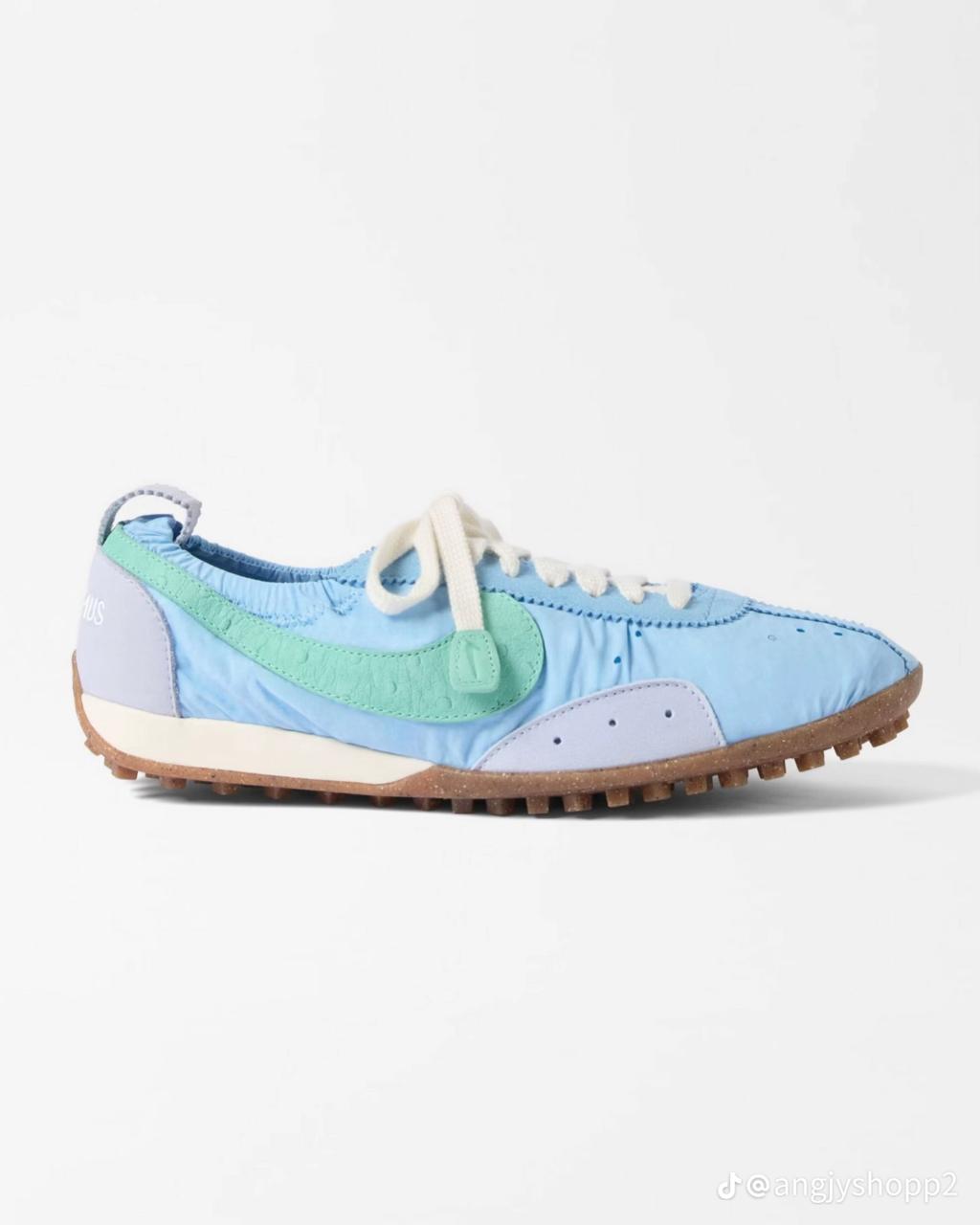 Nike x Jacquemus - Moon (UNISEX)